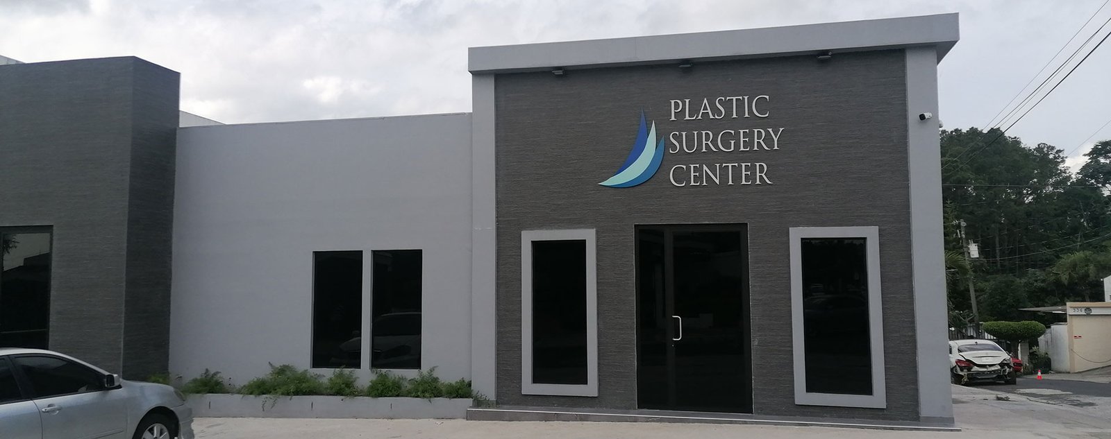 Fachada de Plastic Surgery Center